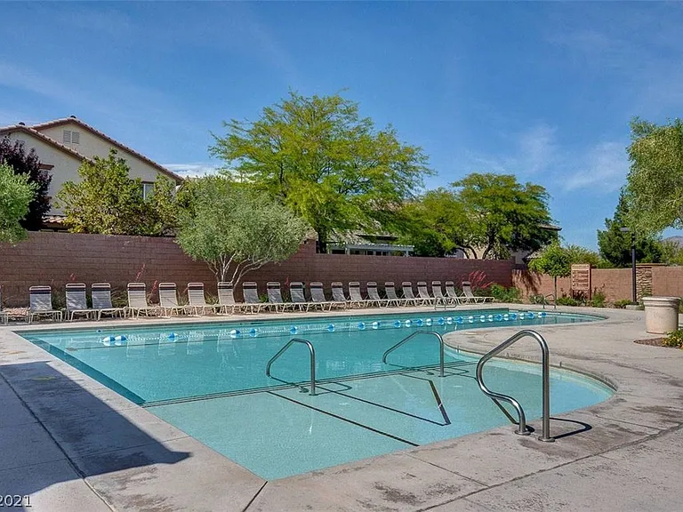 10648 Bandera Mountain Ln — Photo 16