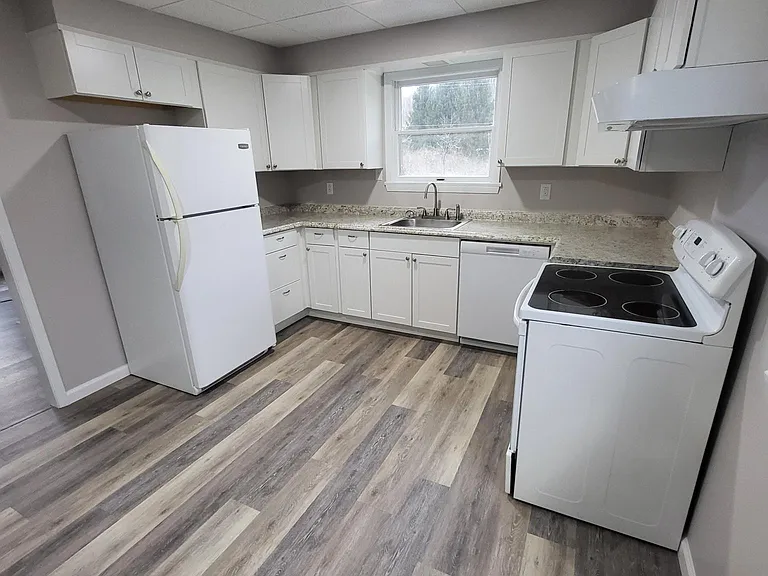 413 Venus Ln #3 — Photo 11