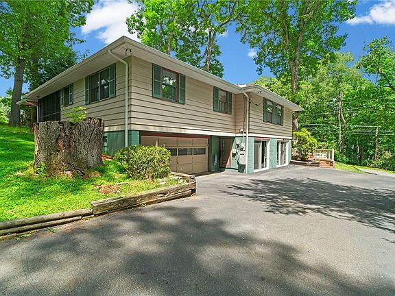 3rd image of 153 Greenhill Dr