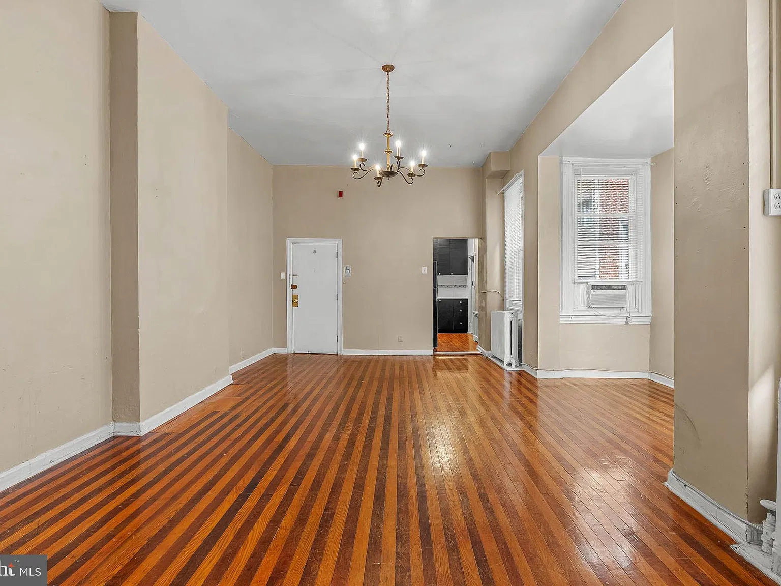 1 bed, 1.0 bath, 750 sqft, $1,795 — Photo 3