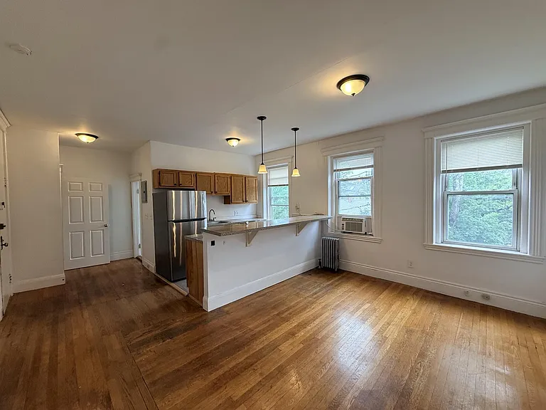 72 Kirkland St #31 — Photo 1