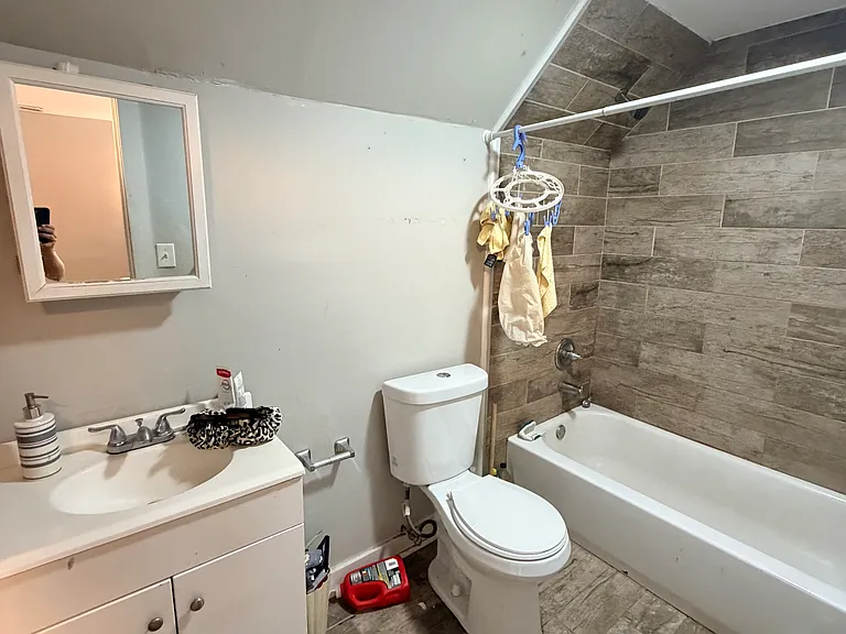 73 Gibbs St #2 — Photo 20