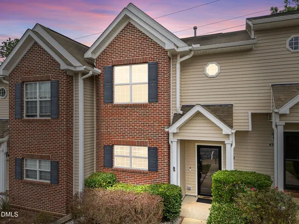 4522 Centrebrook Cir, Raleigh, NC 27616