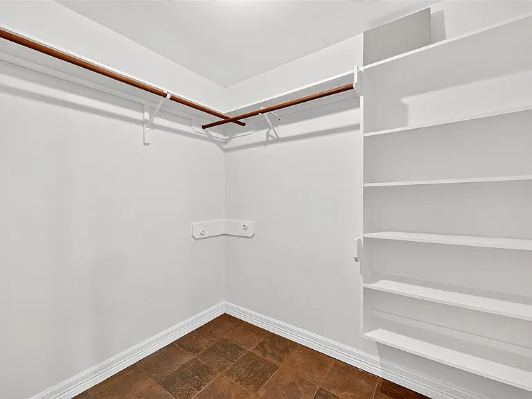15307 Flemington Ave — Photo 25