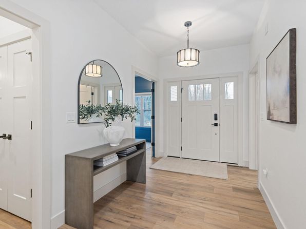 18561 Bracken Fern, South Bend, IN 46637