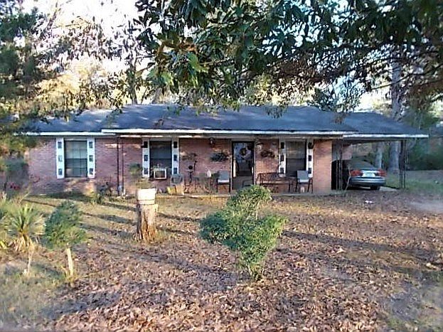 1st image of 613 Lauren St