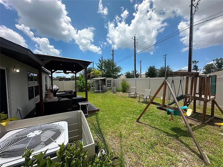 10236 Bright Crystal Ave — Photo 33