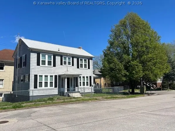 700 Hall St, Charleston, WV 25302