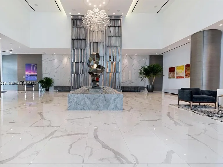 17111 Biscayne Blvd #408 — Photo 16