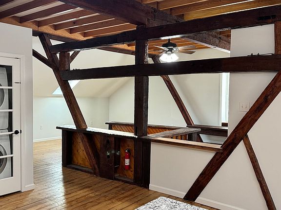 5th image of 1327 Kepler Rd