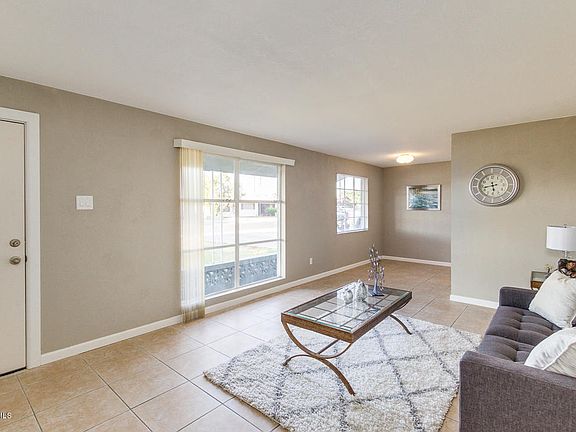 5th image of 773 W Laredo St