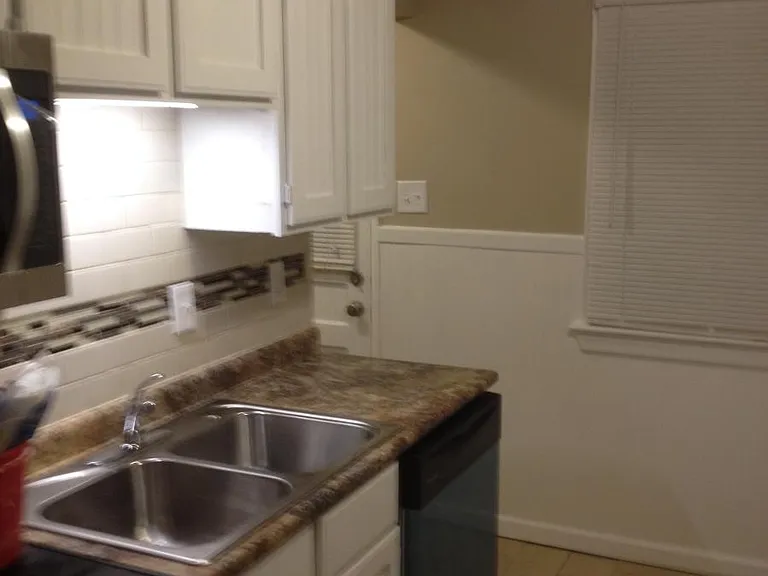 4332 Ashby Rd — Photo 2