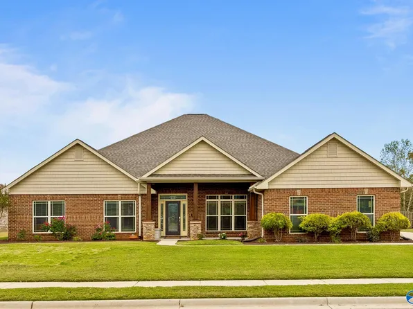 205 Golden Ash Ct, Madison, AL 35756