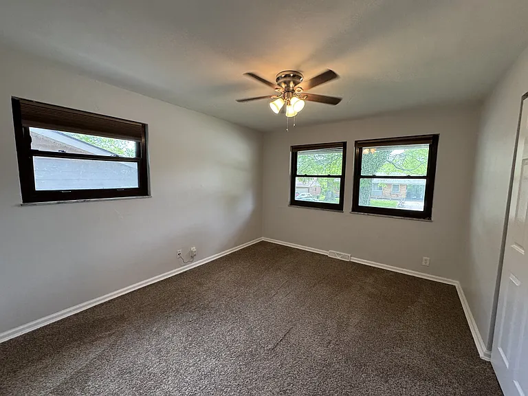 716 Cranford Dr — Photo 26