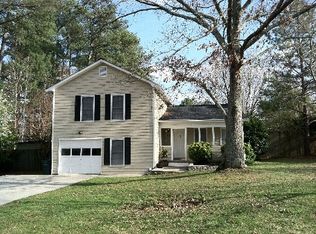 1445 Compton Woods Dr, Loganville, GA