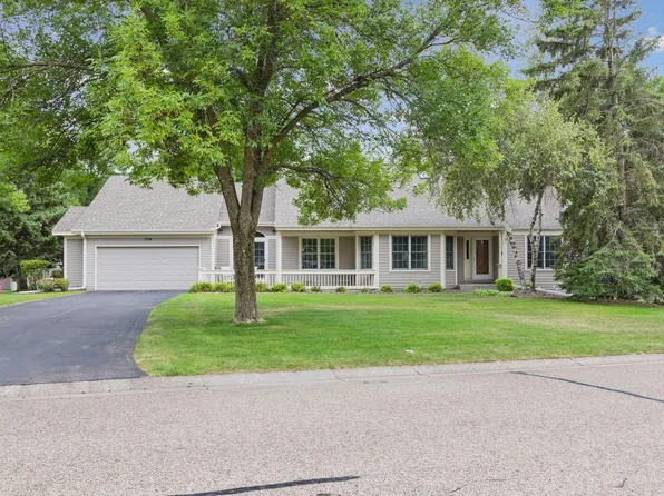 1724 Donegal Dr, Woodbury, MN 55125