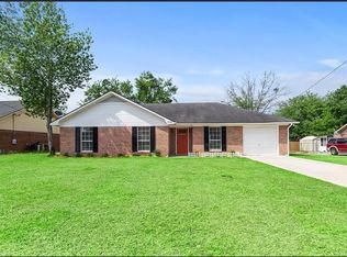 2532 Cove St, Hinesville, GA 31313