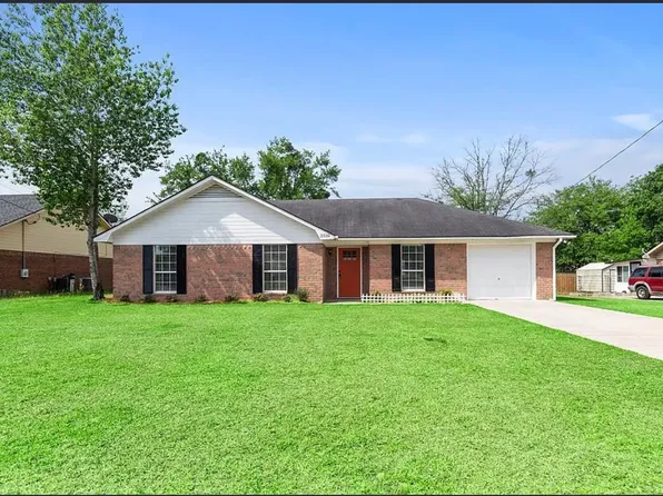 2532 Cove St, Hinesville, GA 31313