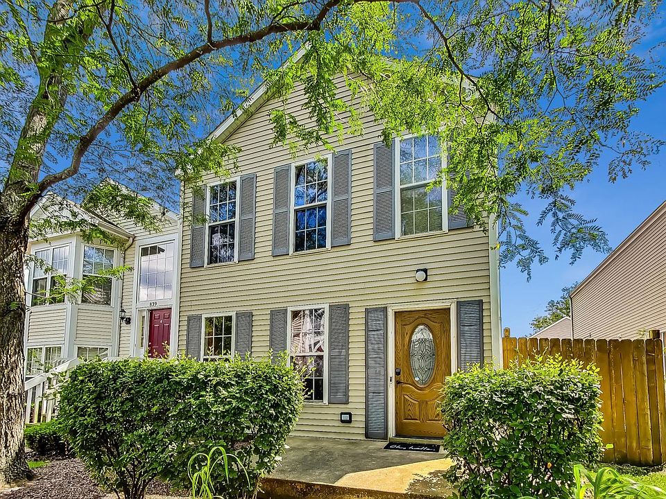1st image of 837 Symphony Dr