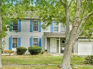 18 Beacon Dr, Barnegat, NJ 08005