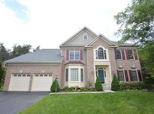 13699 Black Spruce Way, Chantilly, VA 20151