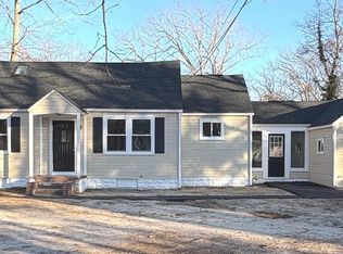 4 W Lakeshore Dr, Browns Mills, NJ 08015