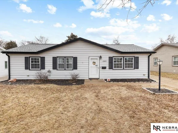 13923 Ohern St, Omaha, NE 68137