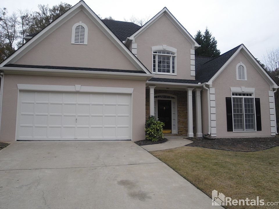 1st image of 3149 Swallow Dr NE