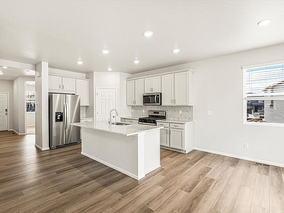 LIVE.NOW Bluebell Floorplan interior image in Commerce City, CO.