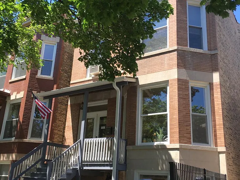 1644 W Farragut Ave #2 — Photo 1