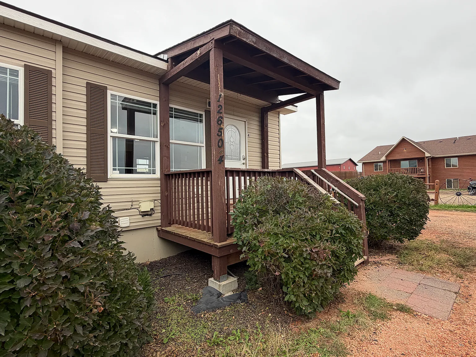 3 bed, 1036 sqft, $1,350 — Photo 1