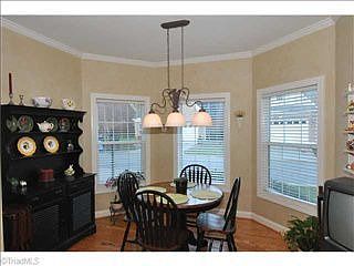 5th image of 920 Crafton Creek Dr