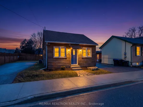 25 Bingham St, Bradford West Gwillimbury, ON L3Z 1X1