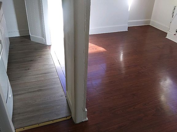 2nd image of 4 Oneida Ave Floor 3