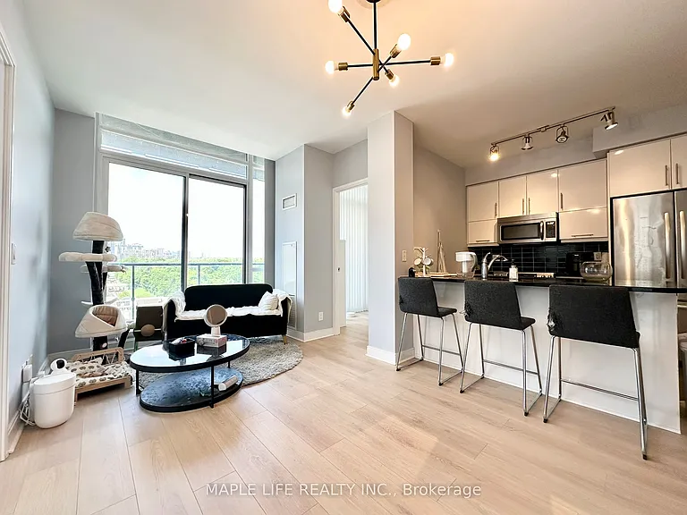 825 Church St #702 — Photo 13