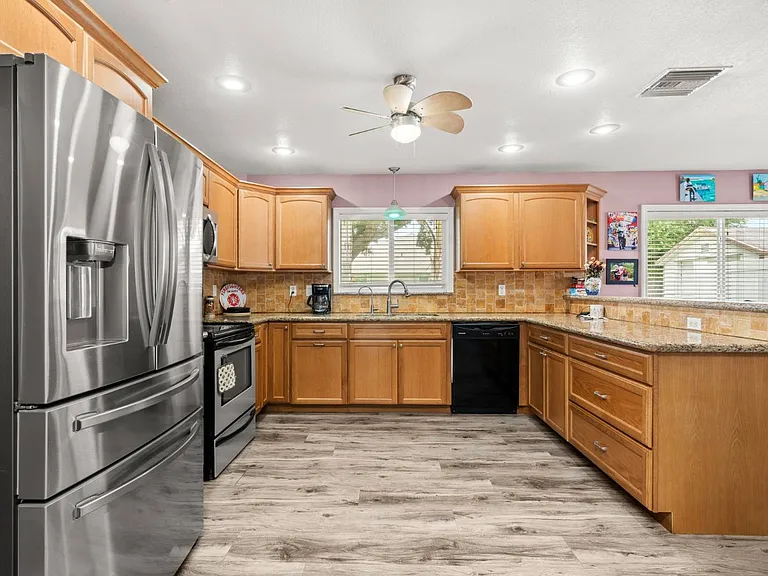 260 Tangerine Rd — Photo 23