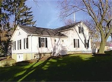 2nd image of 5114 Darrow Rd