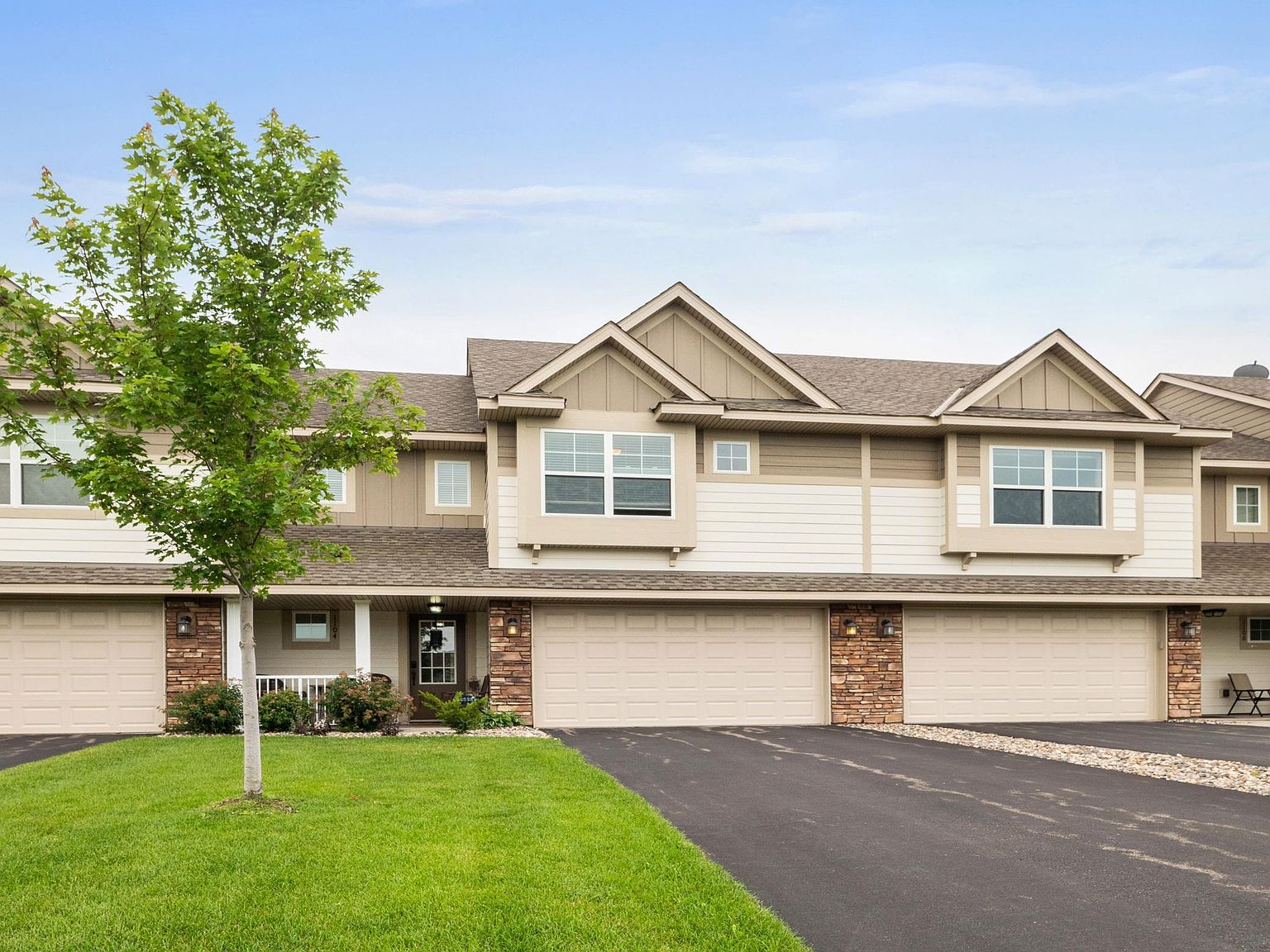 1104 Station Trl, Eagan, MN 55123 Zillow