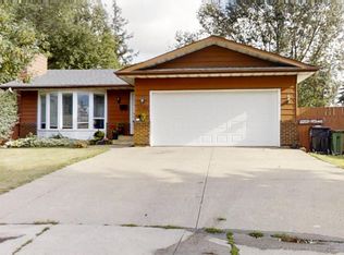 12203 149th Ave NW, Edmonton, AB T5X 2E1