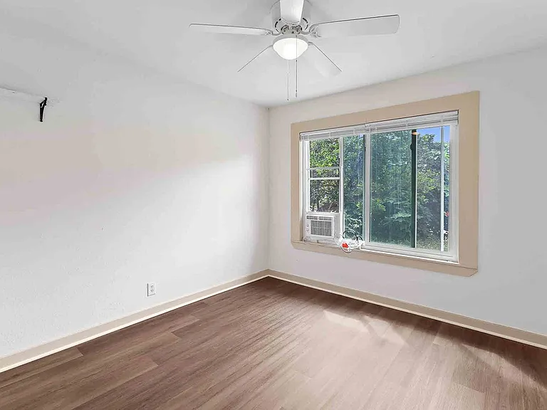 1005 Haynes St #1007 — Photo 10
