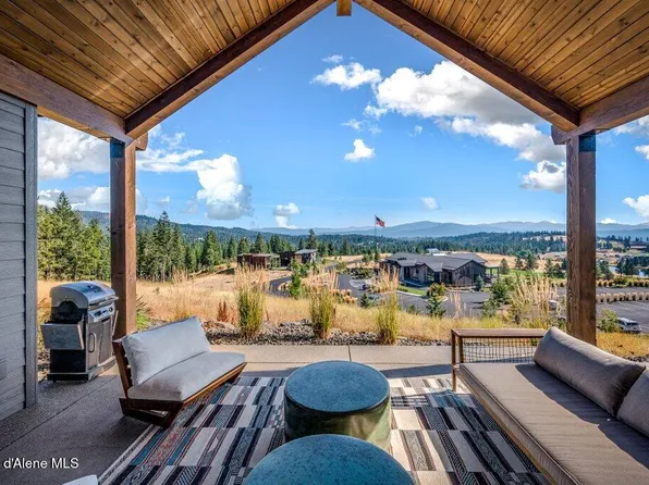 15559 S Chalone Dr, Coeur D Alene, ID 83814