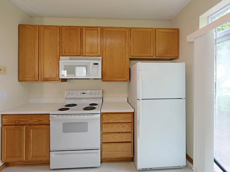 16342 Jamison Path — Photo 11