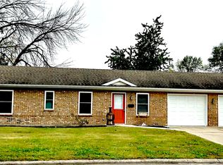 137 W Emma St, Slater, MO 65349