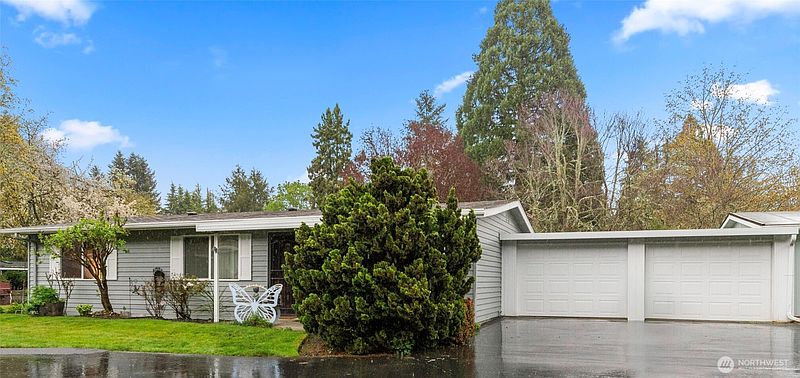 3rd image of 3300 Carpenter Road SE #18