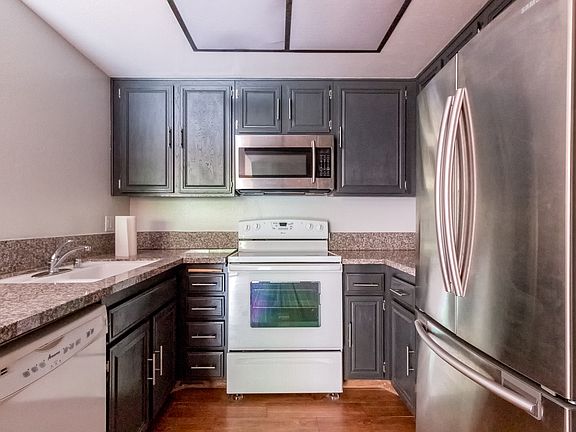 5th image of 22100 Burbank Blvd Unit 267G