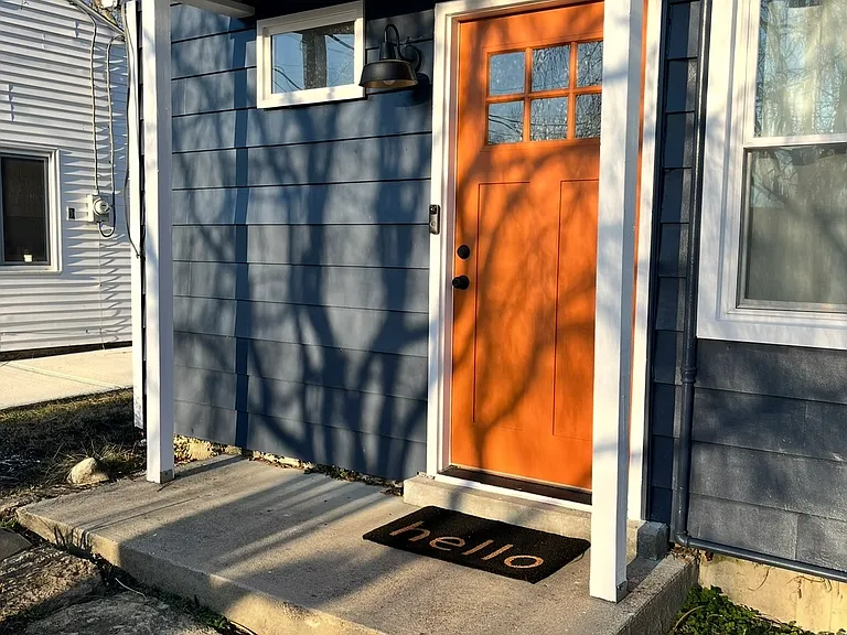 E Circle Dr — Photo 2