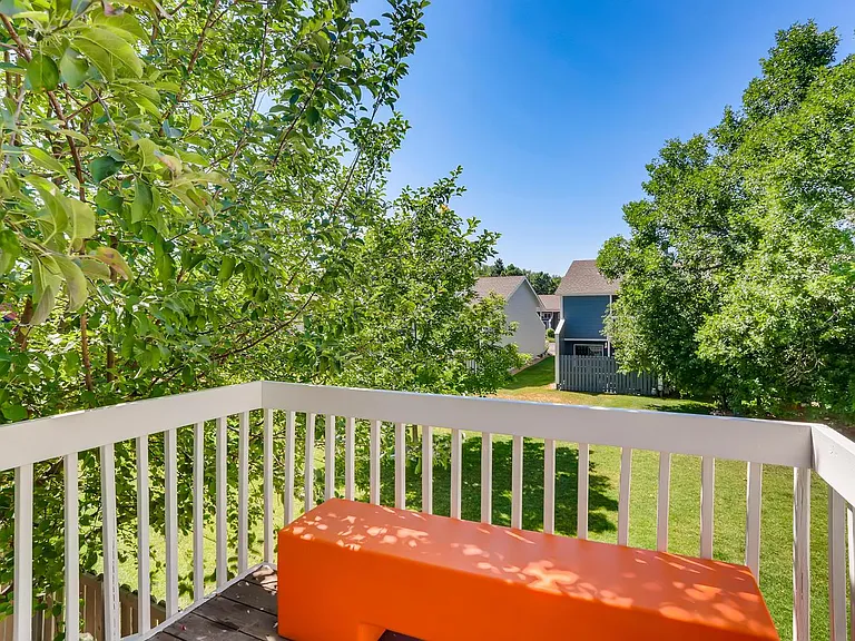 2934 Glenwood Dr — Photo 1