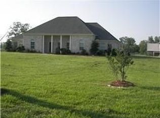 2806 Lago Ln, Alvin, TX 77511