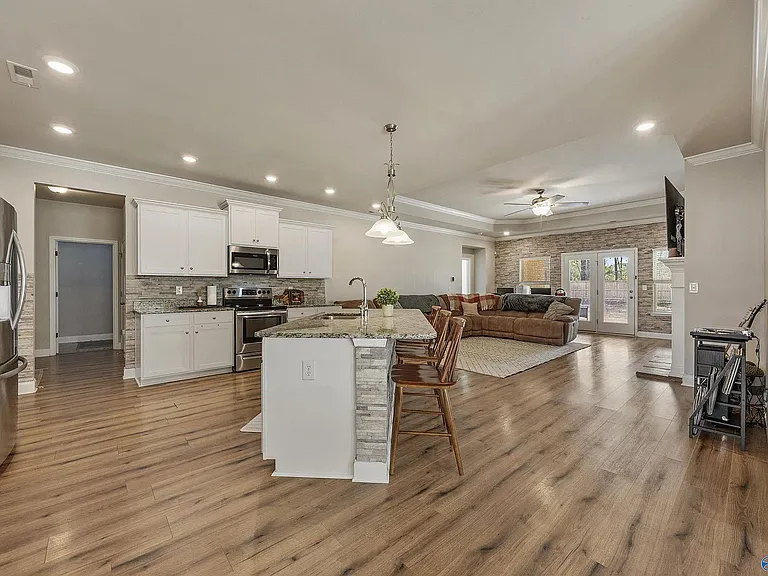 280 Falcon Ridge Dr — Photo 8