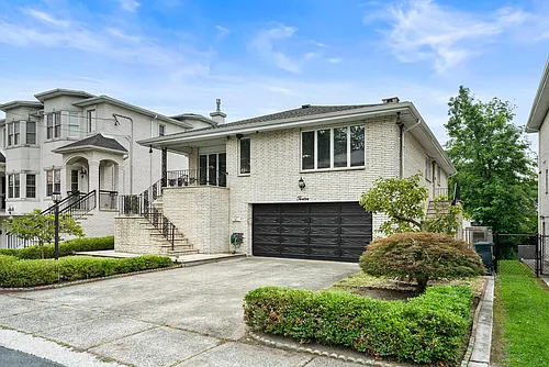 12 Hillcrest Ave Photo 1